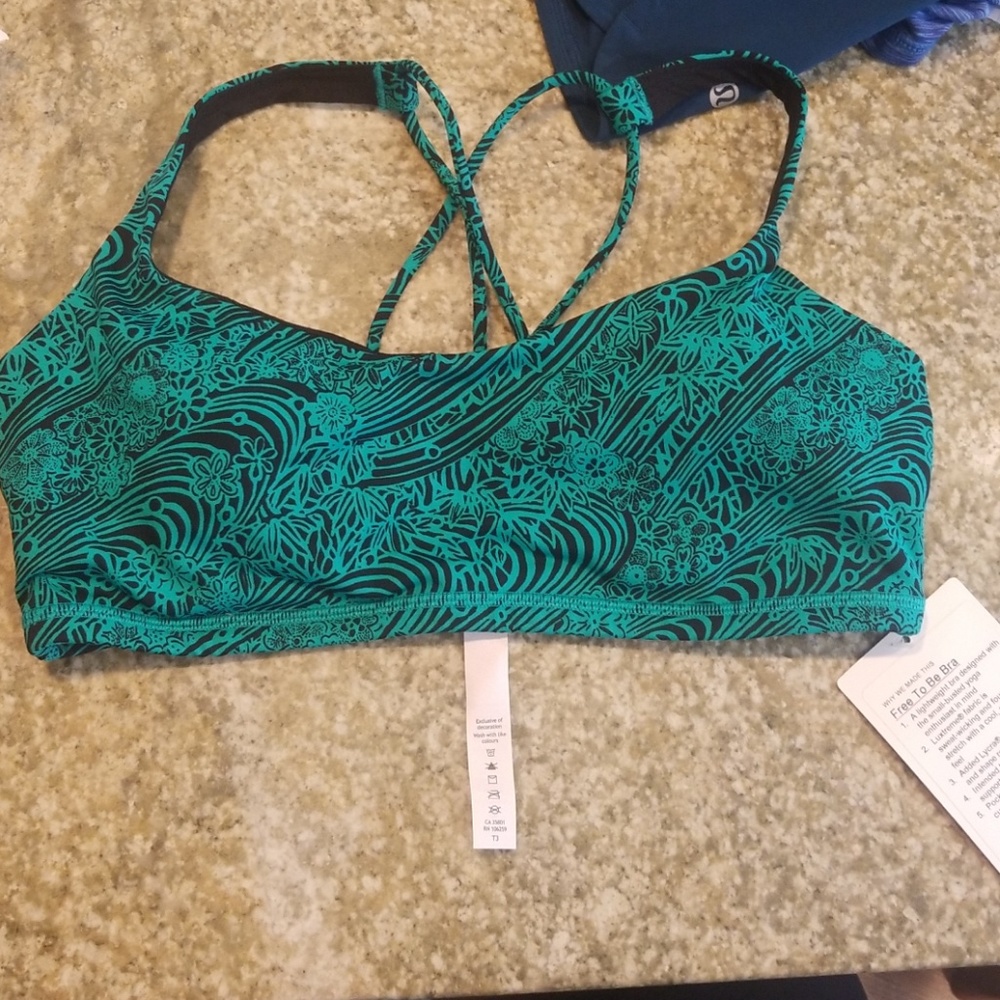 Free to be sports bra